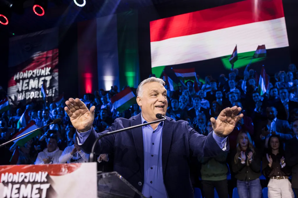 Háború ellenes Gyűlés HEGY Esztergom 2026.02.28.
Orbán Viktor