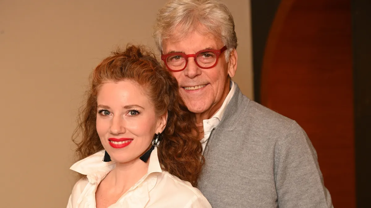 Balaton Dóra férje, Ernyey Béla a felfújt női szájak kapcsán hangot adott nemtetszésének