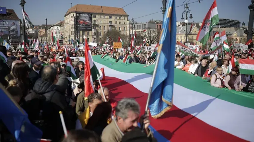 Orbán Viktor: Én már itt. Legyünk minél többen