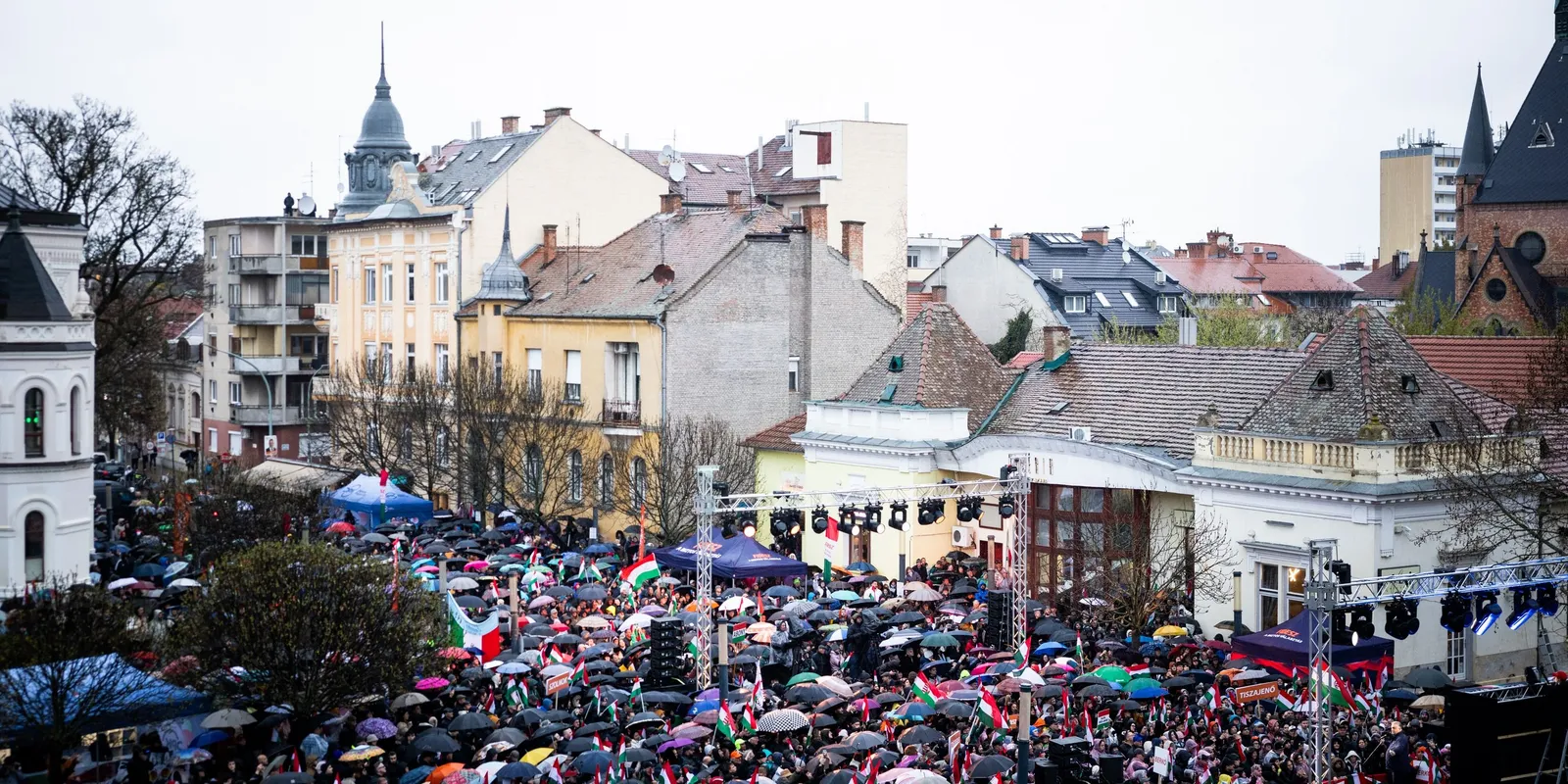 Az eső sem tartotta vissza a szolnokiakat - Galéria