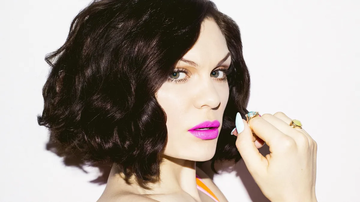 Rákmentesnek nyilvánították Jessie J-t.