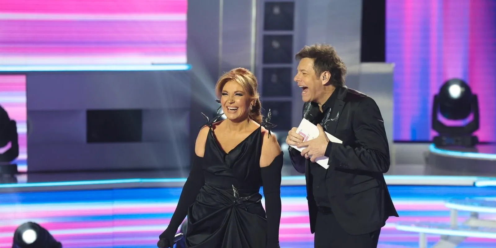 Liptai Claudia Lissák Laurának: "Nincs alattad semmi?"