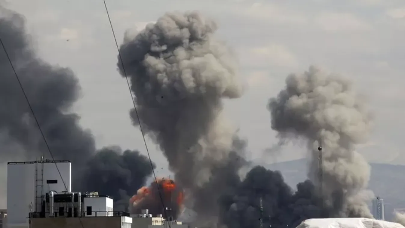 Irán 11 atombombányi dúsított uránt halmozott fel