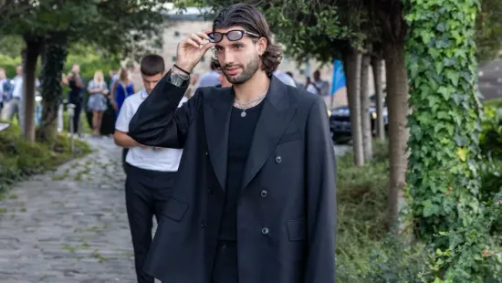 Ezzel az autócsodával jelent meg Liverpoolban Szoboszlai Dominik - fotó