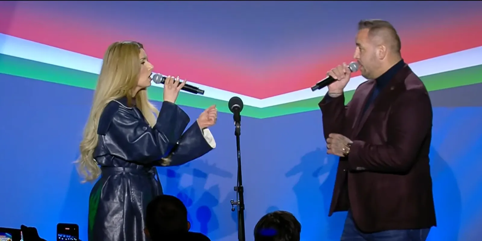 Így indult Orbán Viktor dunaújvárosi országjárása