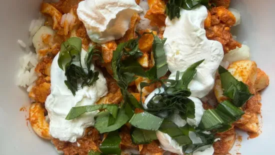 Így készül a tojáspörkölt, isteni és olcsó vacsora