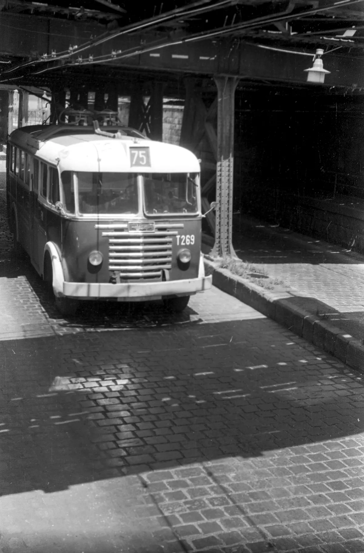 Az Ikarus valóban a 20. század második felének egyik legismertebb és legsikeresebb autóbuszgyártója volt.