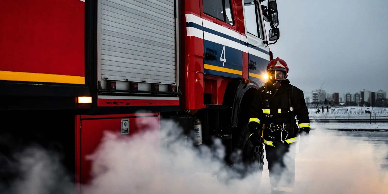 Hős 9 éves kislány riasztotta a tűzoltókat egy balesethez