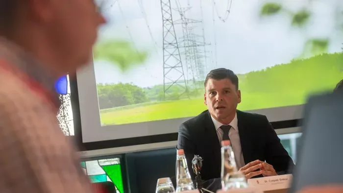 Barátság vezeték: Az amerikai ügyvivővel tárgyaltunk KIjevben