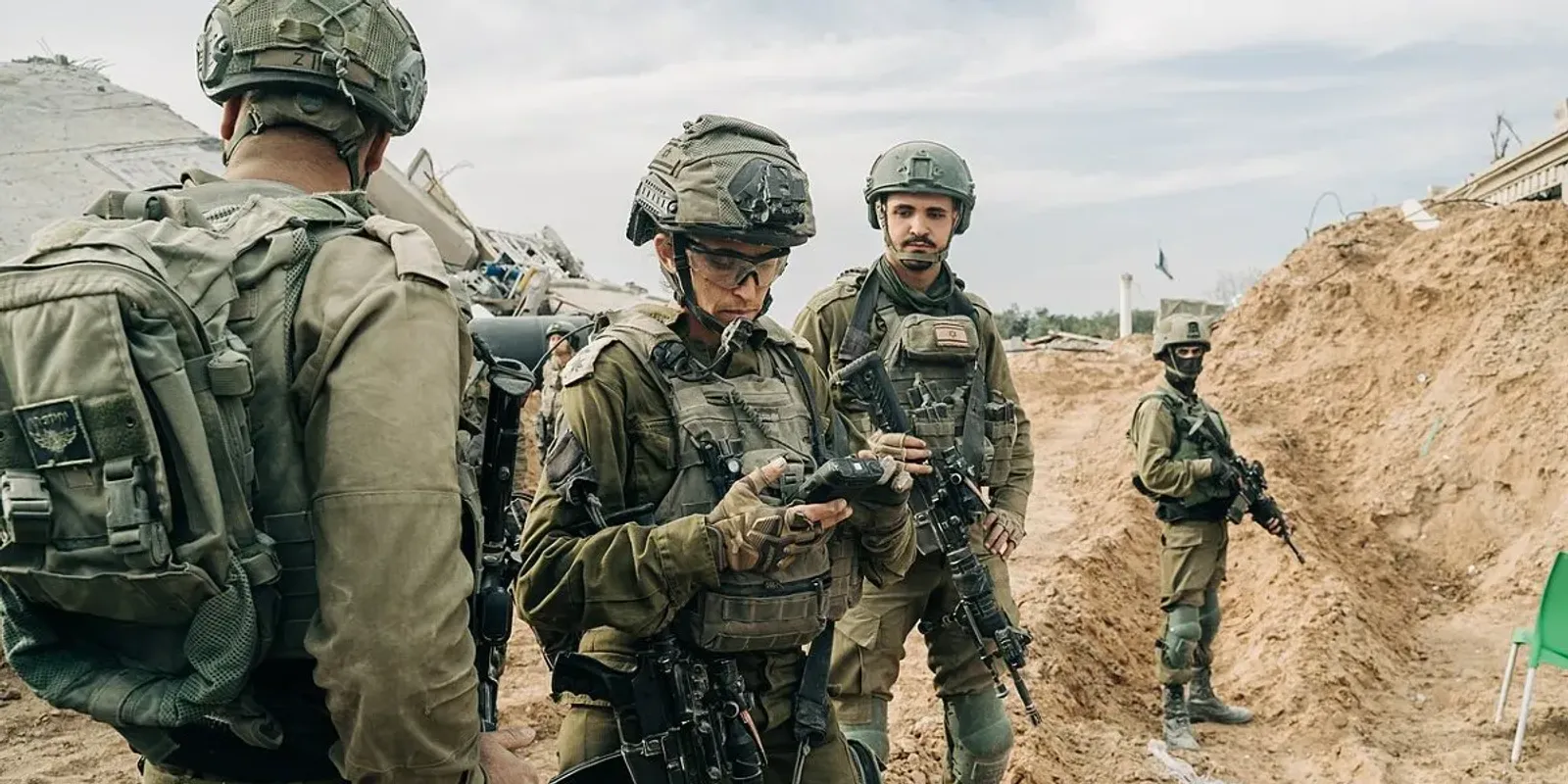 Új front nyílik a közel-keleti háborúban