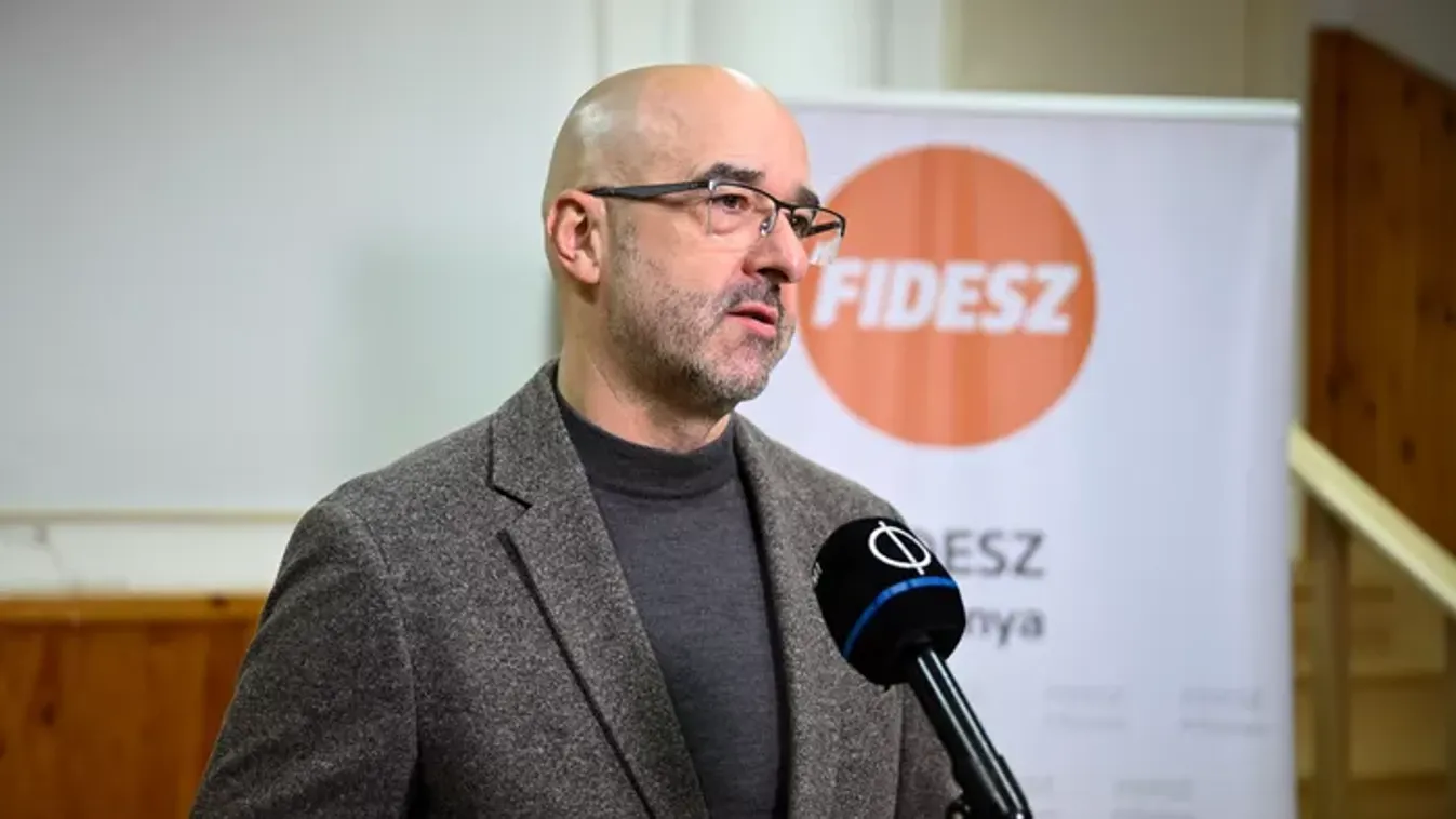 Kovács Zoltán: "Csak a Fidesszel és Orbán Viktorral tudunk a béke oldalán maradni"