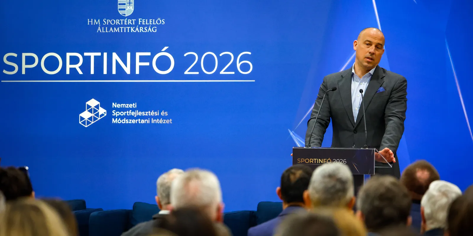 Schmidt Ádám: 102 milliárdos támogatás Veszprém vármegyében