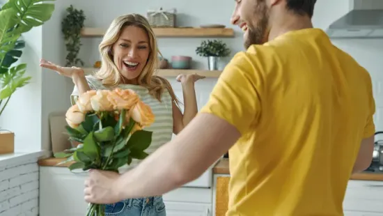 Elárulta féltett titkát a magyar Nostradamus: ez az 5 virág istennővé varázsolja a nőket nőnapkor