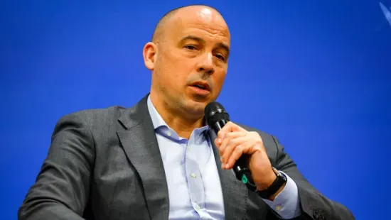 Schmidt Ádám: fiatalok nélkül a piramis alja elveszik