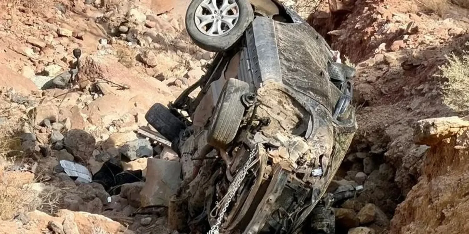 Csodával határos módon túlélte a férfi a 60 méteres zuhanást