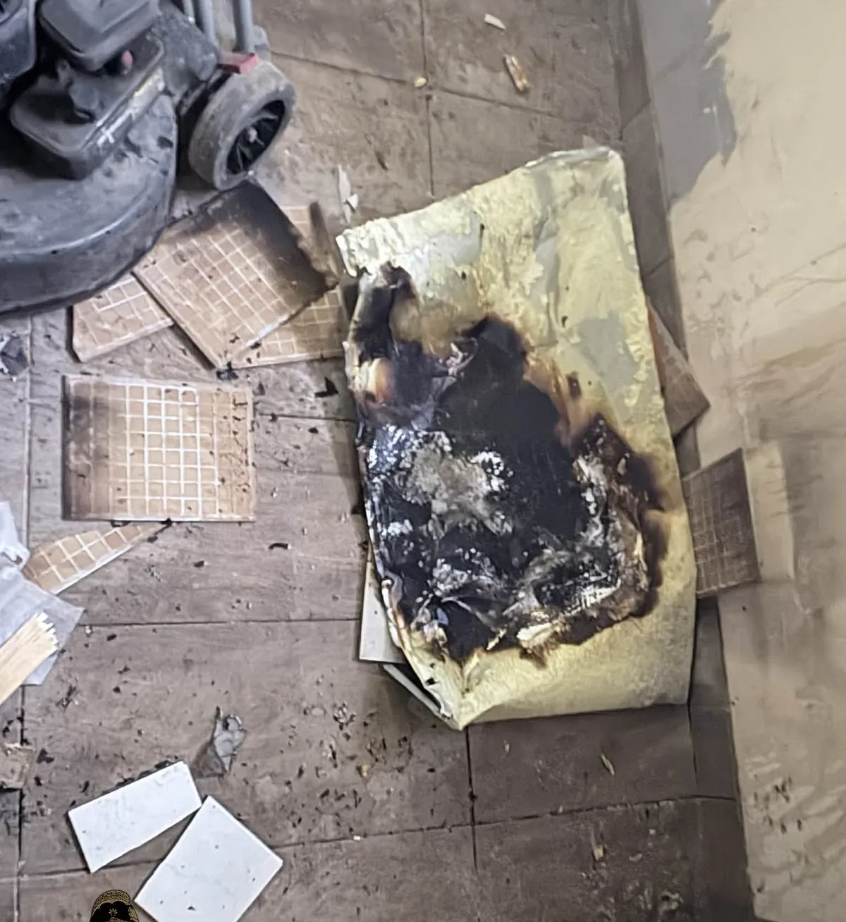 tűz, Dömsöd, kigyulladt, kamasz