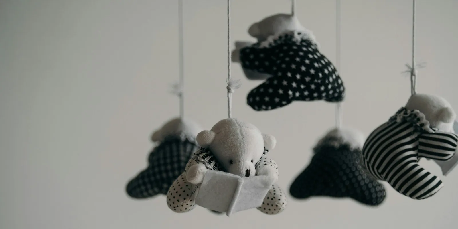 Gólyahír! Megszületett a népszerű influenszer kisfia