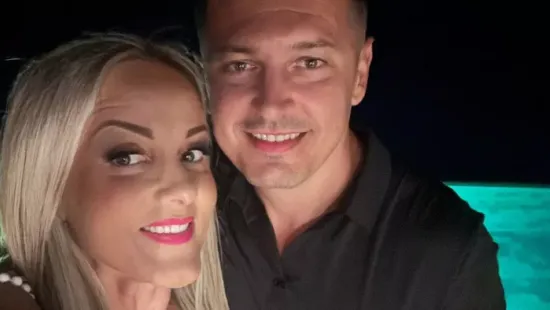 Dubajban rekedt a cukorbeteg magyar kisfiú életmentő gyógyszere: A család kétségbeesetten keresi a kiutat