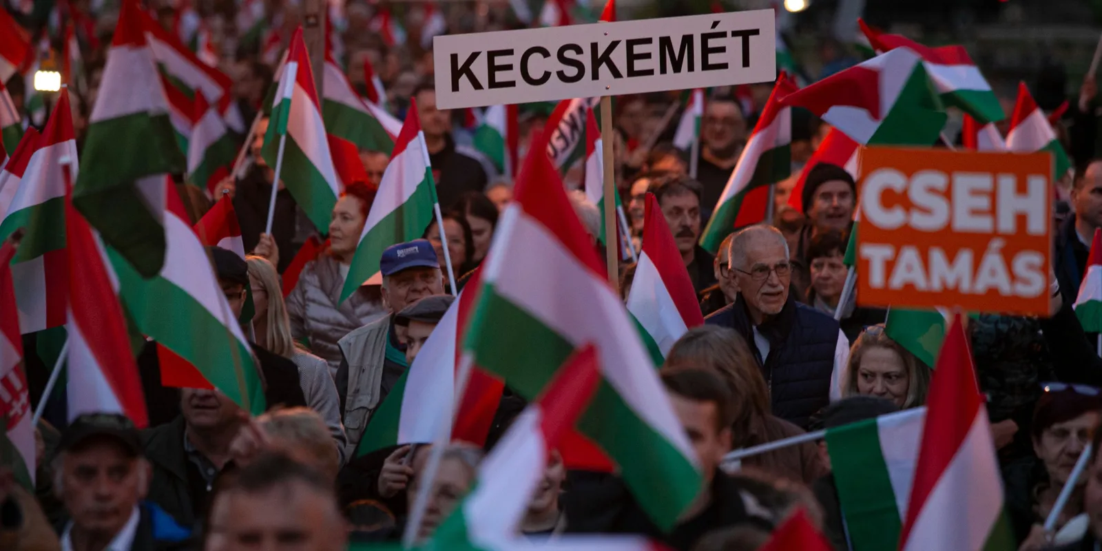 Lázár János a Facebookon üzent a miniszterelnöknek