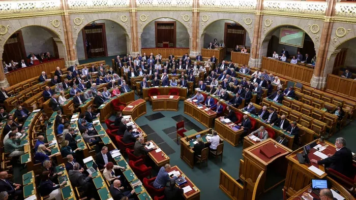 Nézőpont Intézet: Akár öt párt is bejuthat a parlamentbe