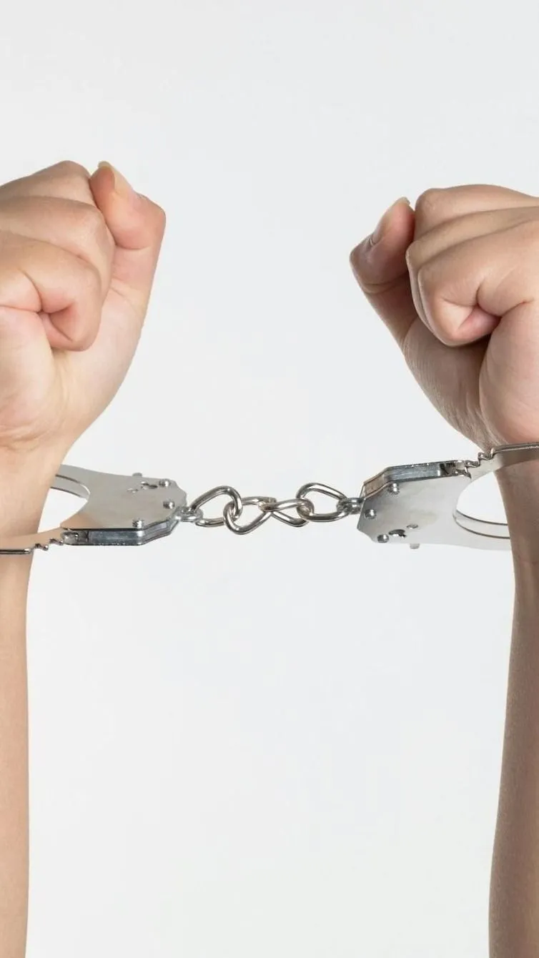 A feleség leszúrta házastársát, mert azt hitte, őt szidja a meccsen kiakadó férfi!