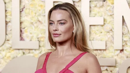 Ezt tanácsolta barátnőjének Margot Robbie anyaként