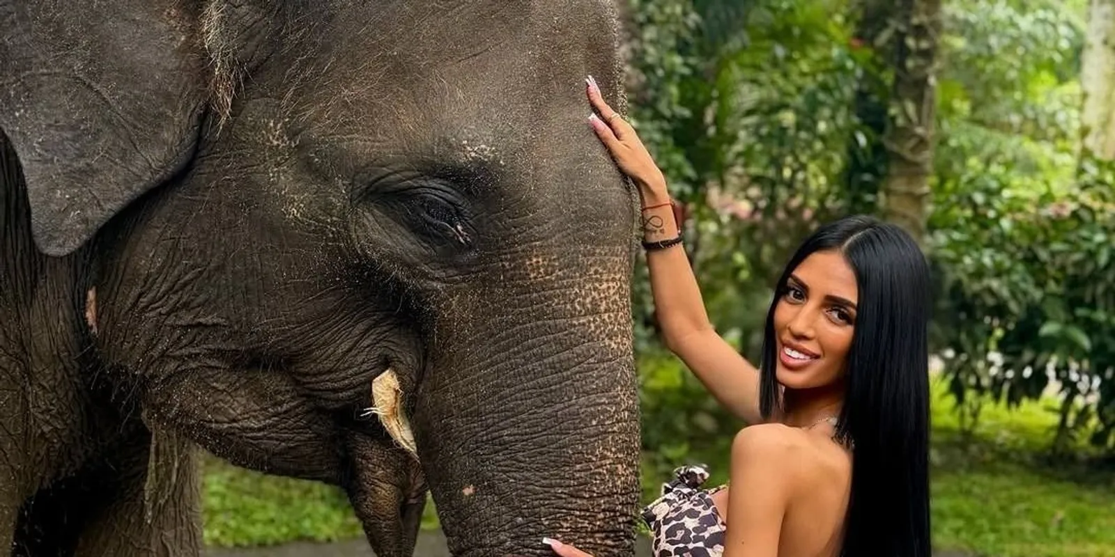 Kiakadtak a rajongók Kunu Alexandra luxusutazása miatt