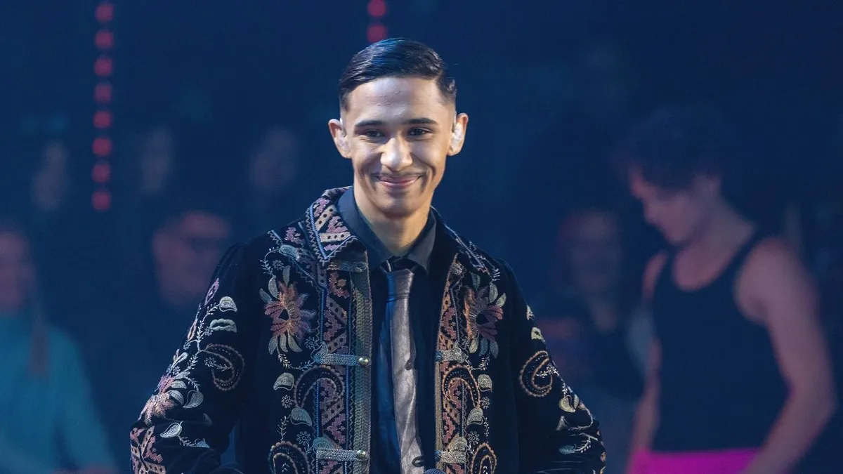 Ádám Attila mindig stílusos megjelenéső, és készen áll egy kapcsolatra.