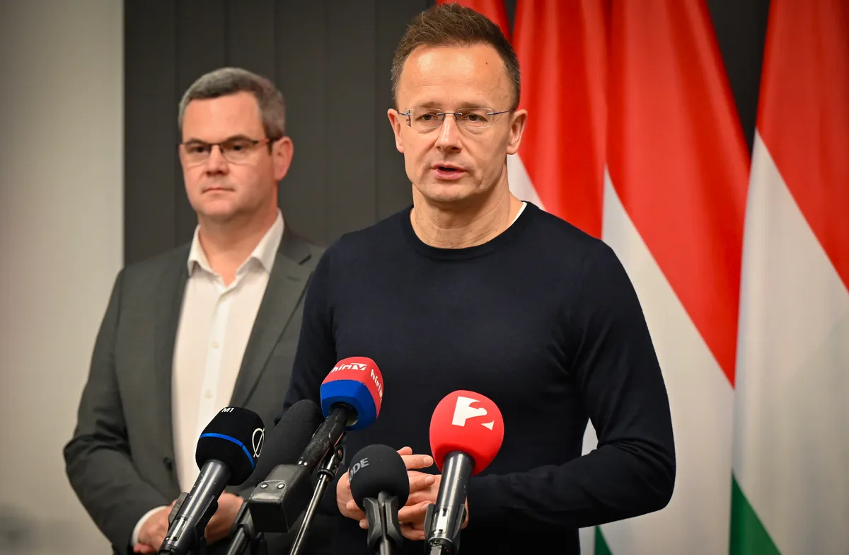 TAKÁCS Péter; SZIJJÁRTÓ Péter