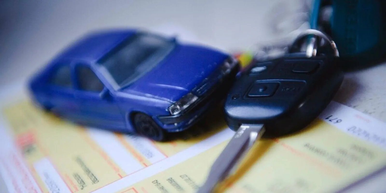 Gépjárműadó: közeledik a határidő, érkeznek a határozatok