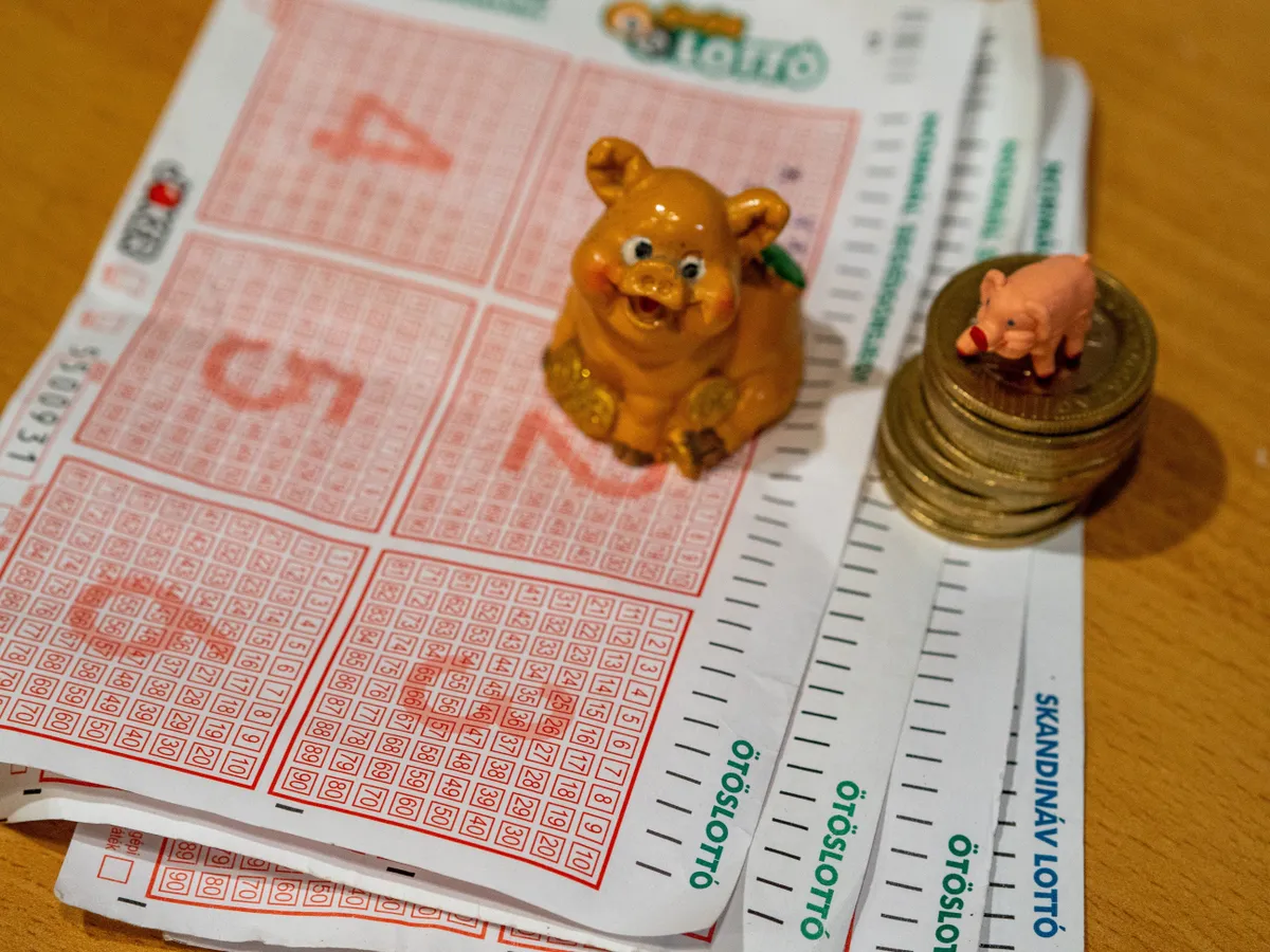 Több mint 5 milliárd forint vár gazdára az Ötöslottón.