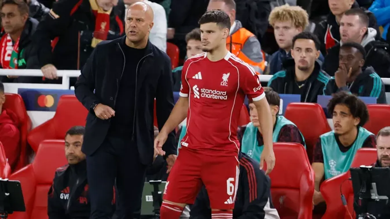 Arne Slot súlyos döntést hozott Kerkezről