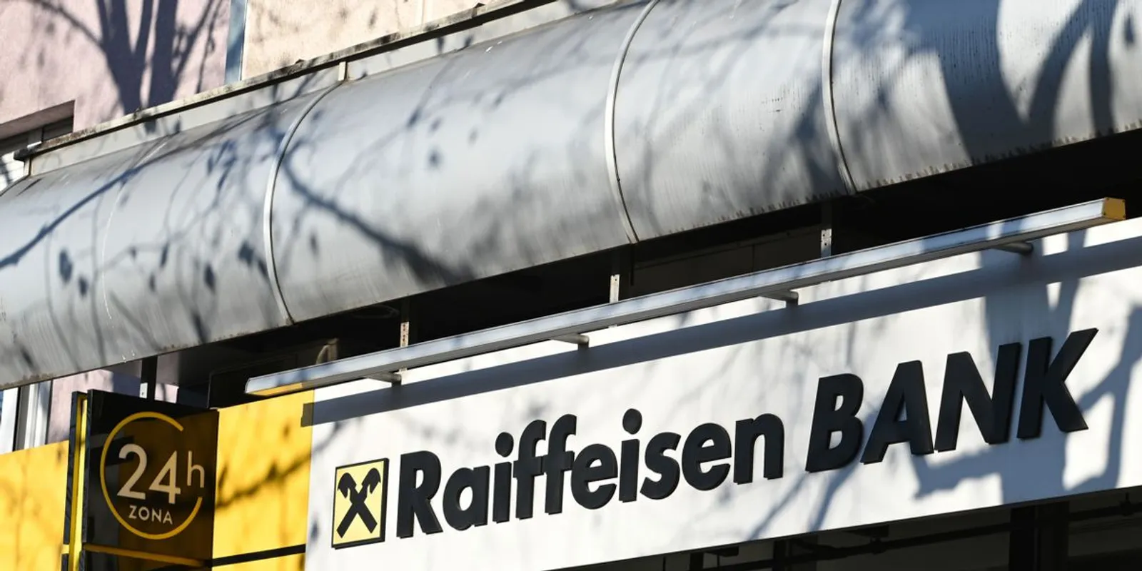 Mit szólnak Ausztriában az ukrán aranykonvoj botrányoz?