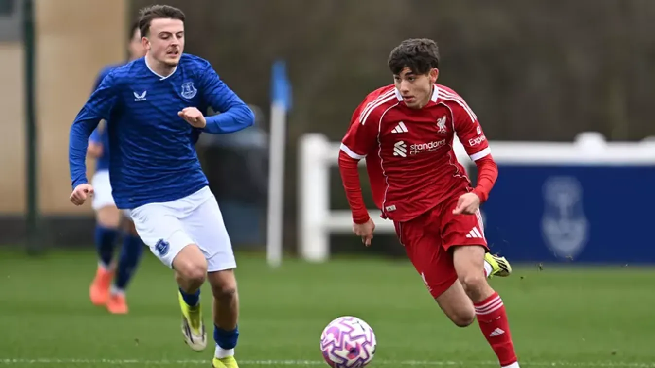 Édesapja kikotyogta a Liverpool magyar játékosának döntését