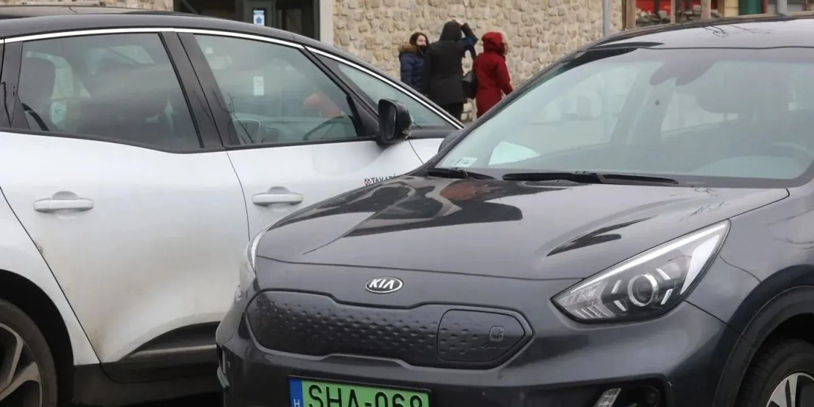 Ezeknek az autósoknak nincs többé zöld rendszám