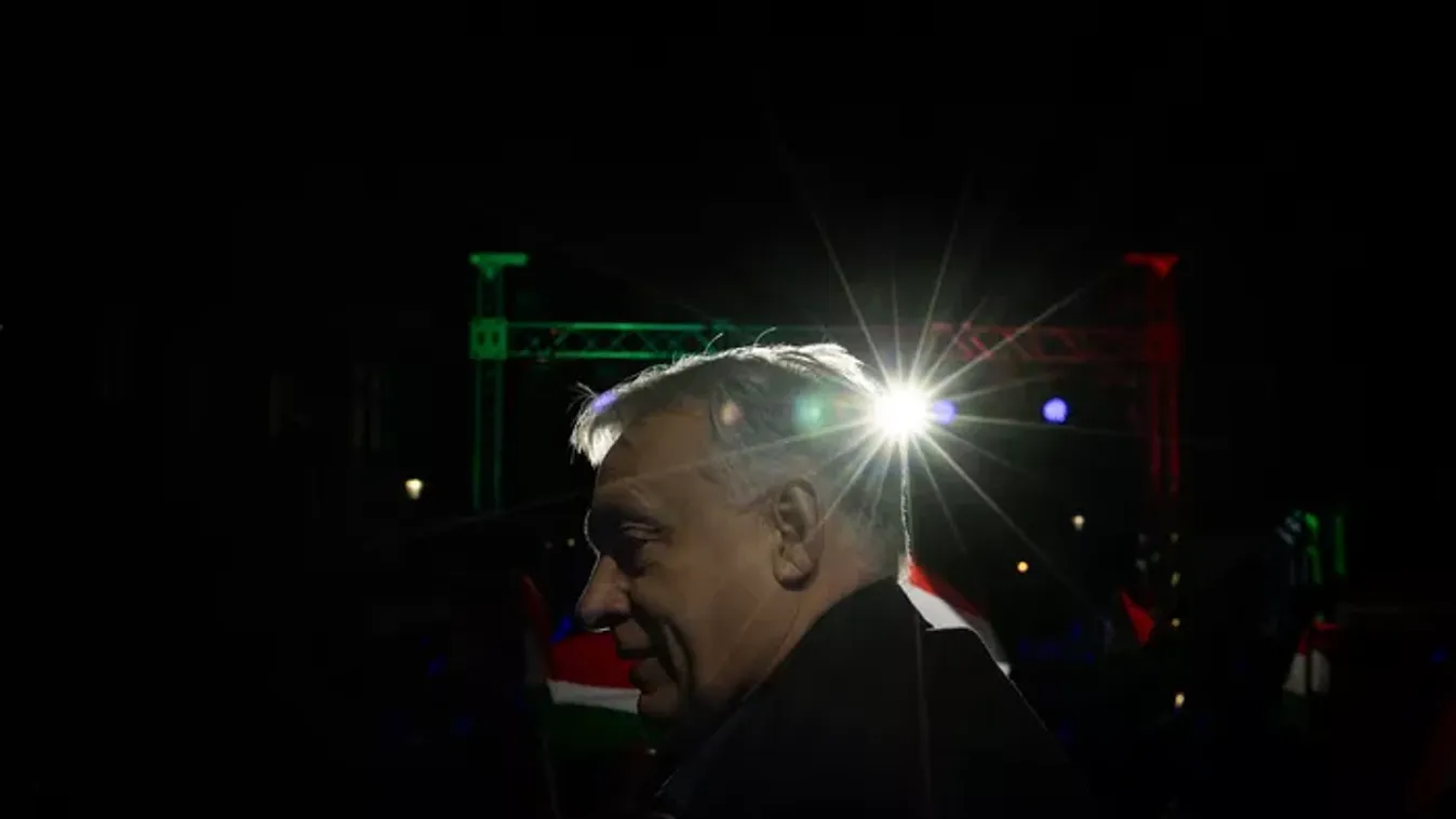 Orbán Viktor: Két erő feszül egymásnak