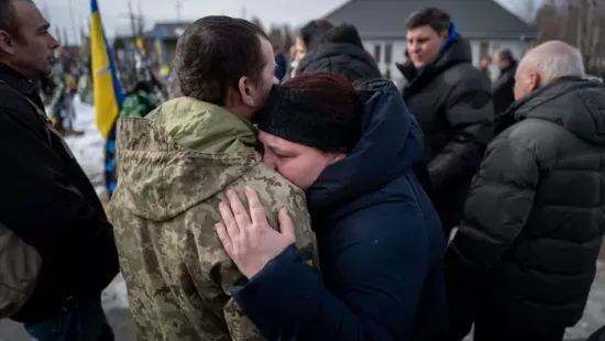 Ukrán édesanya: „Az állam elvitte háborúba fiamat, és holtan, egy zsákban adta vissza”