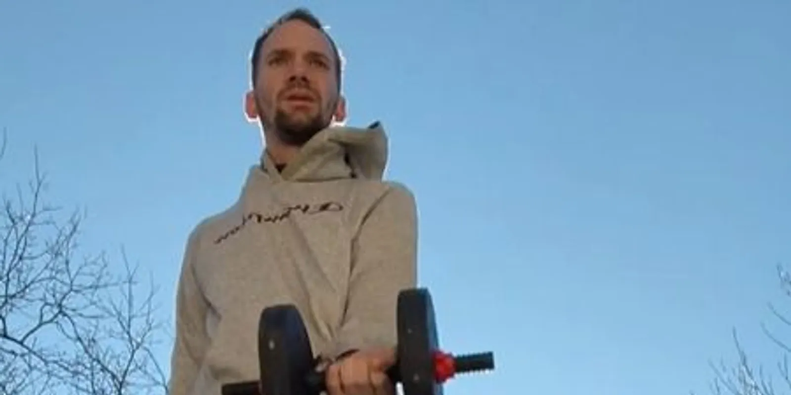 Izomsorvadás: János küzd a ritka kór ellen