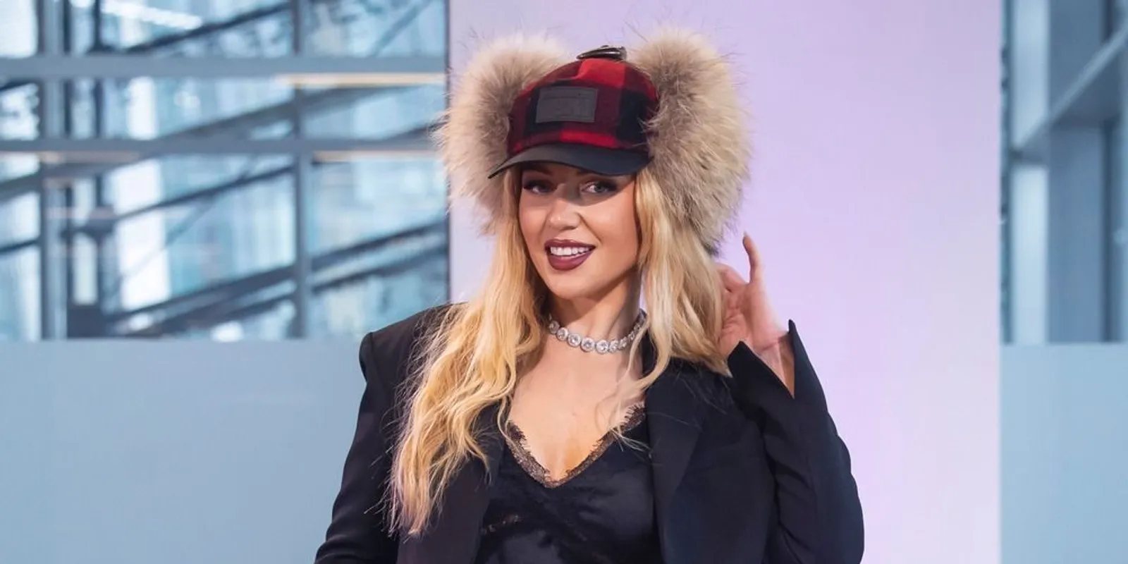  Lesérült Tolvai Reni, nem tudja, mit tegyen a fájdalommal