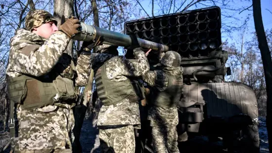 Civilek szabadítottak ki egy kényszersorozott férfit Ukrajnában, úgy, mint egy akciófilmben - mutatjuk!
