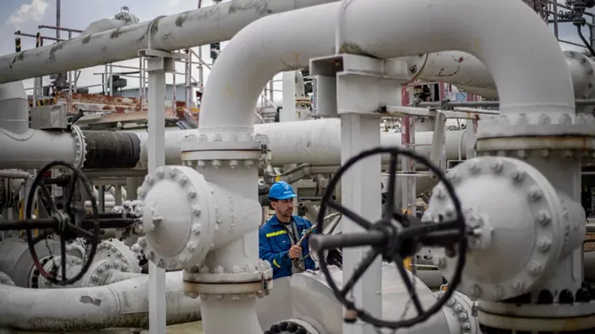 Olajárrobanás: Ideje, hogy Brüsszel elengedje a szankciókat!