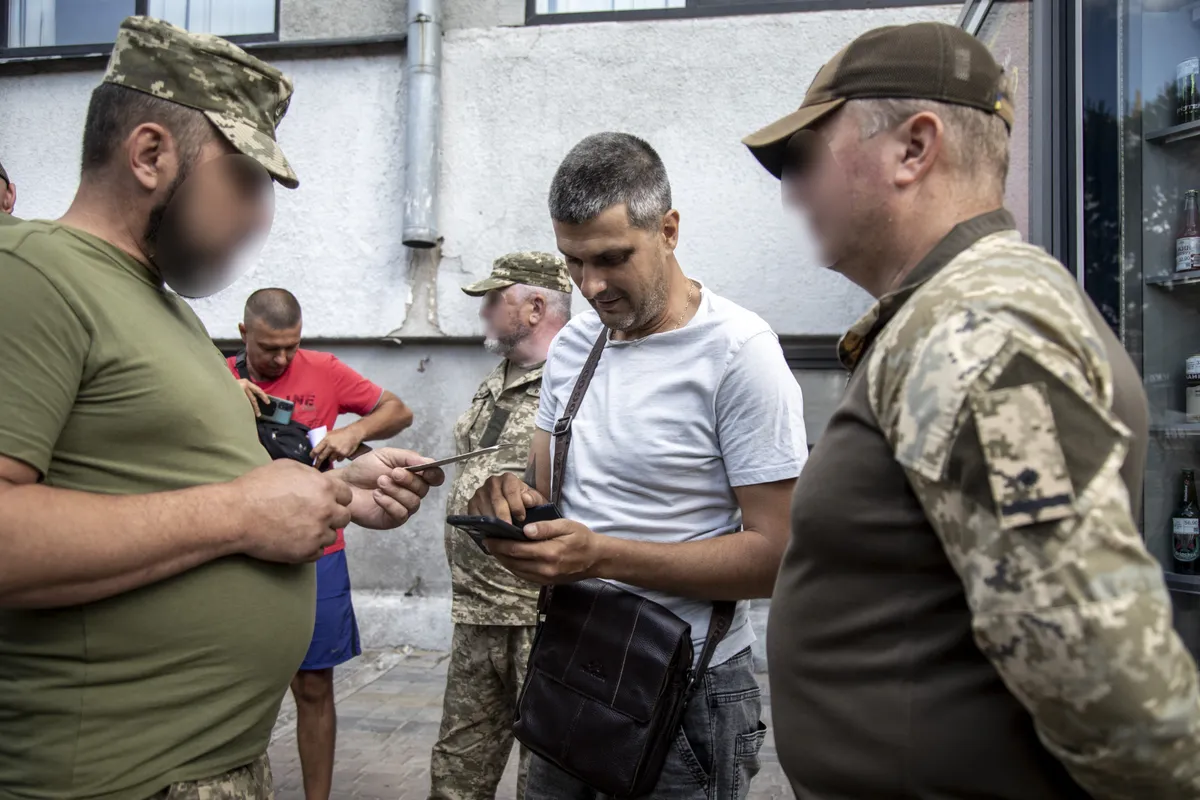 Ukrainian Army scouts for men on fighting age in Kharkiv