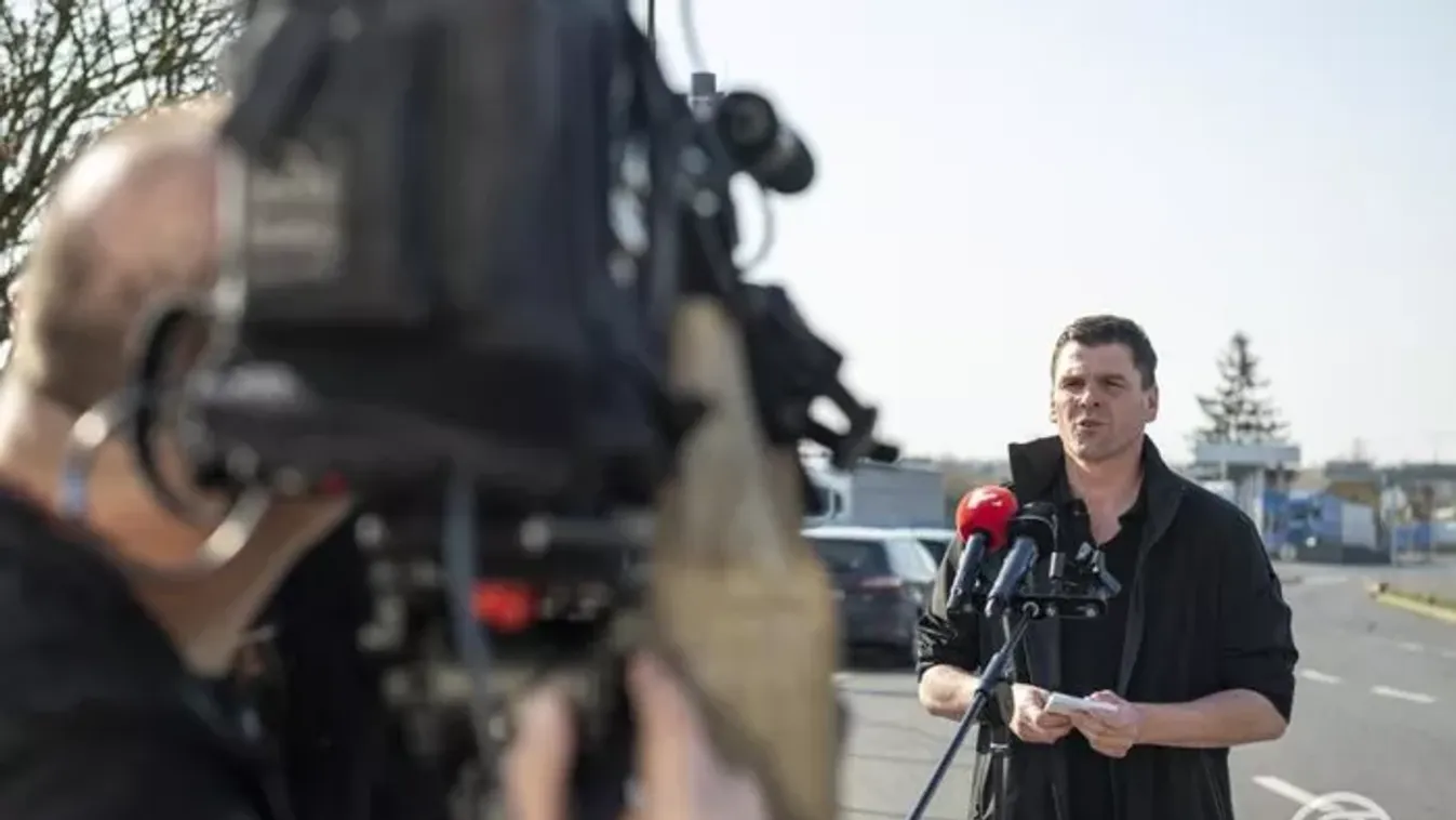 Czepek Gábor: megérkezett Kijevbe a magyar delegáció