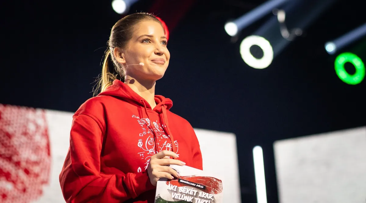 2025.12.06.Háború ellenes gyűlés_Kecskemét
Szabó Zsófi