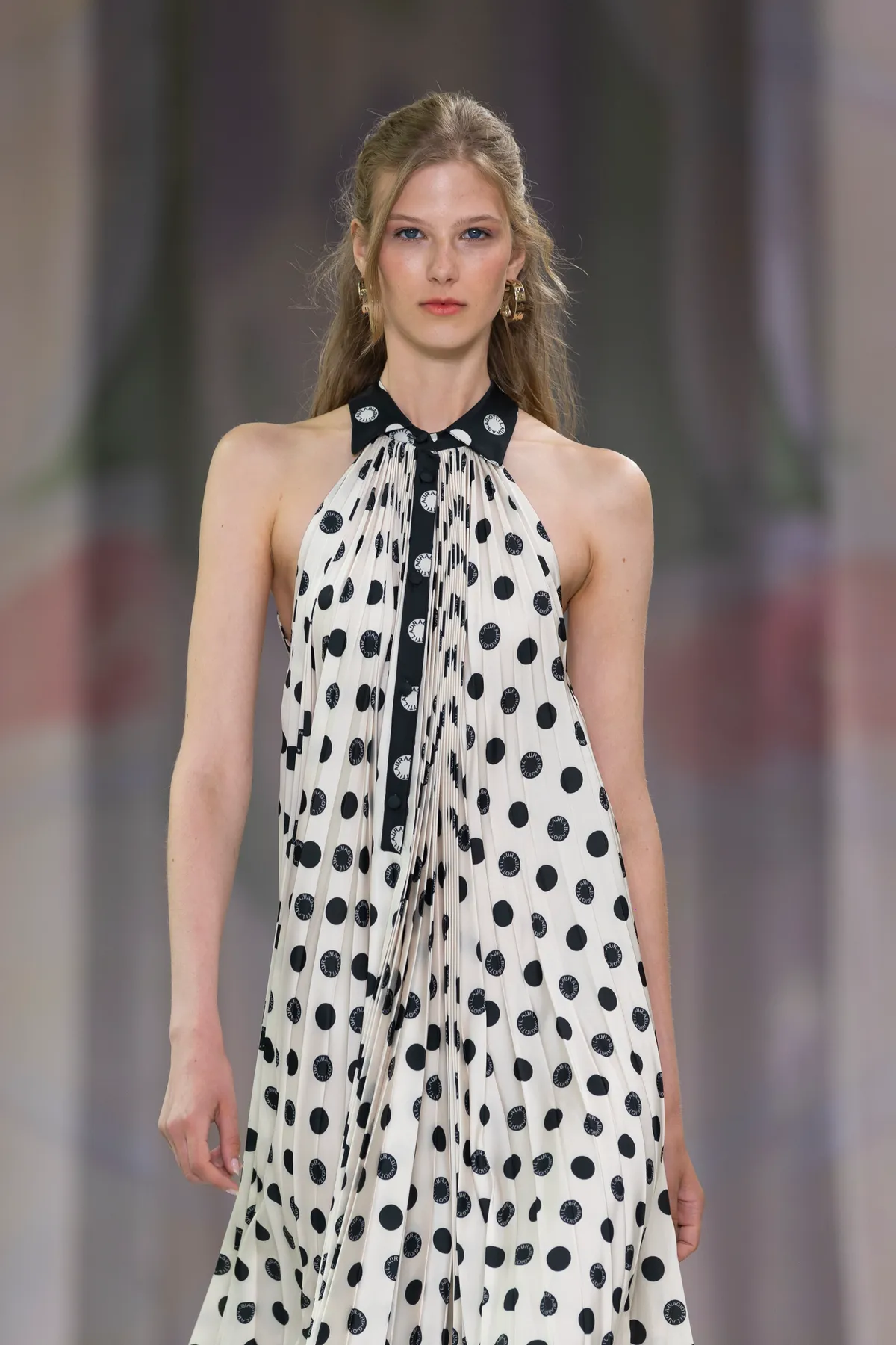 Retró divat a pöttyös Laura Biagiotti - Details - Milan Fashion Week - Womenswear Spring/Summer 2026