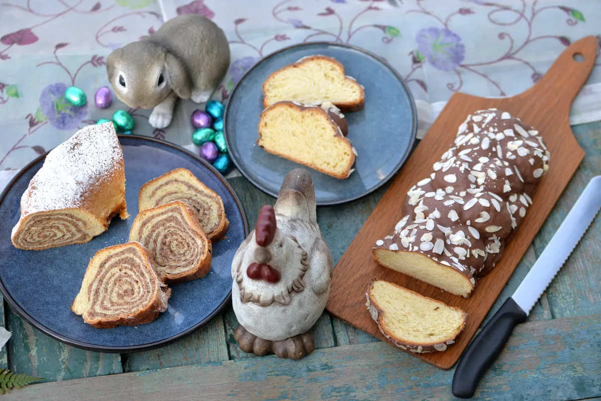 Kalács- Delicious,Easter,Sweet,Breads:,Chocolate,Coated,Braided,Bread,And,Hazelnut
