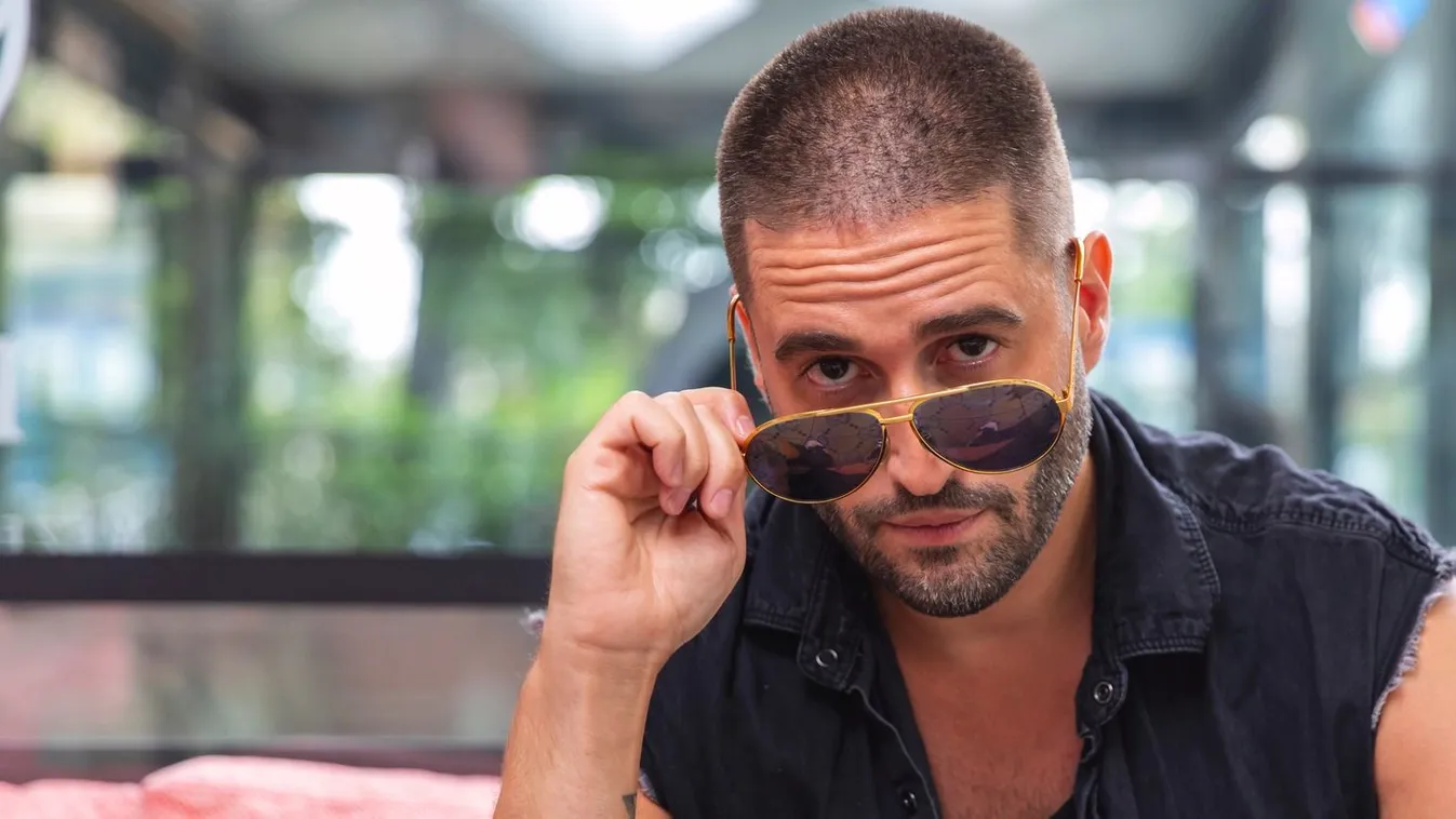 Király Viktornak megvan a véleménye a fiatal előadókról