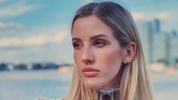 Gólyahír! Megszületett a híres énekesnő második gyermeke