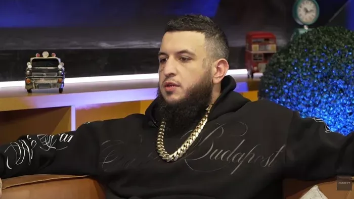 Jaber vallomása: Megkéselték Kuvaitban, mert más volt