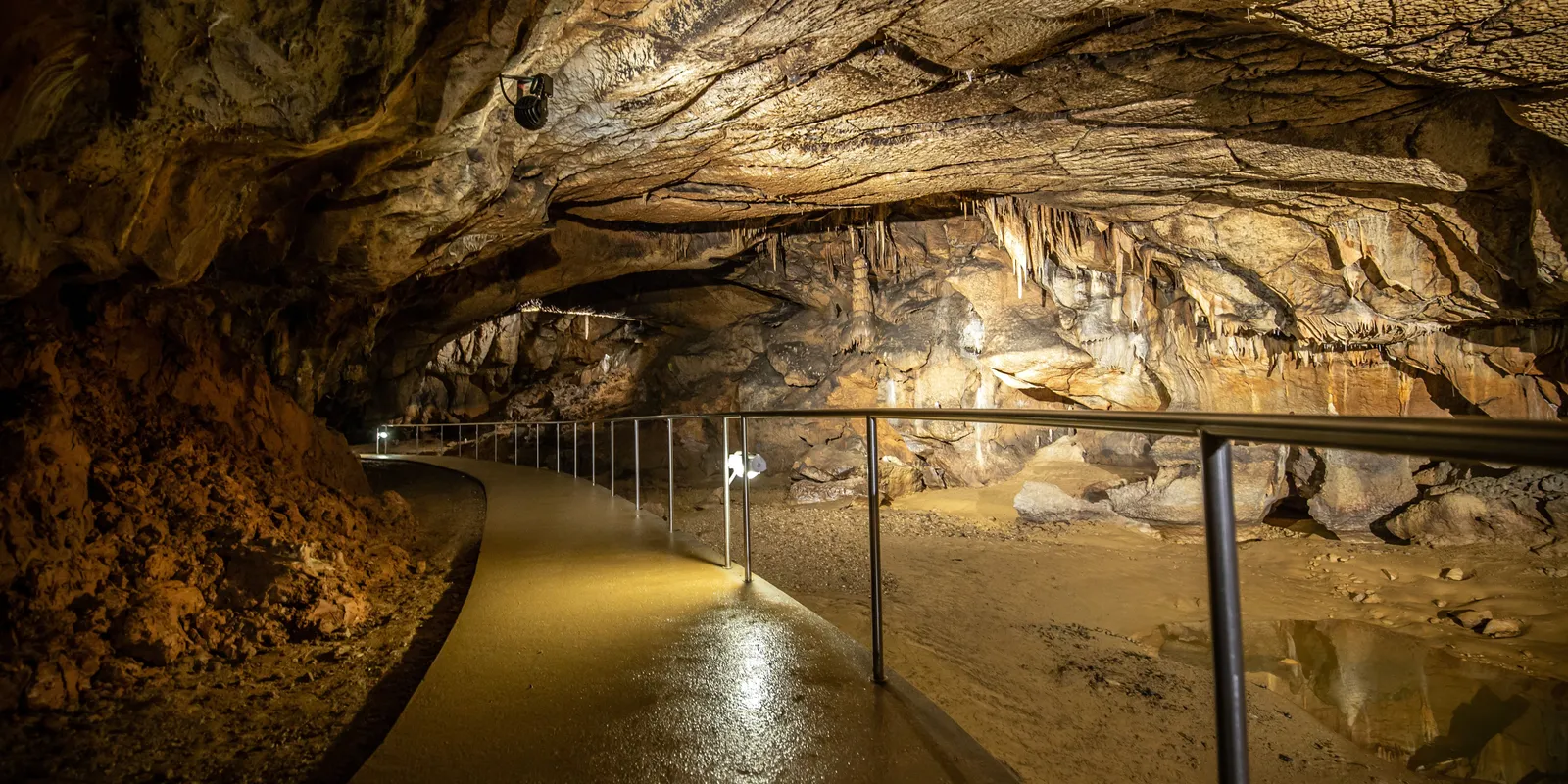 Simogass kőzetet! – Programok barlangok hónapja alkalmából